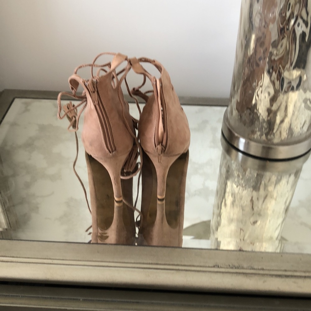 Shoes - Picture 2 of 4